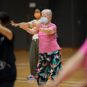 銀髪動感活力操 (90)